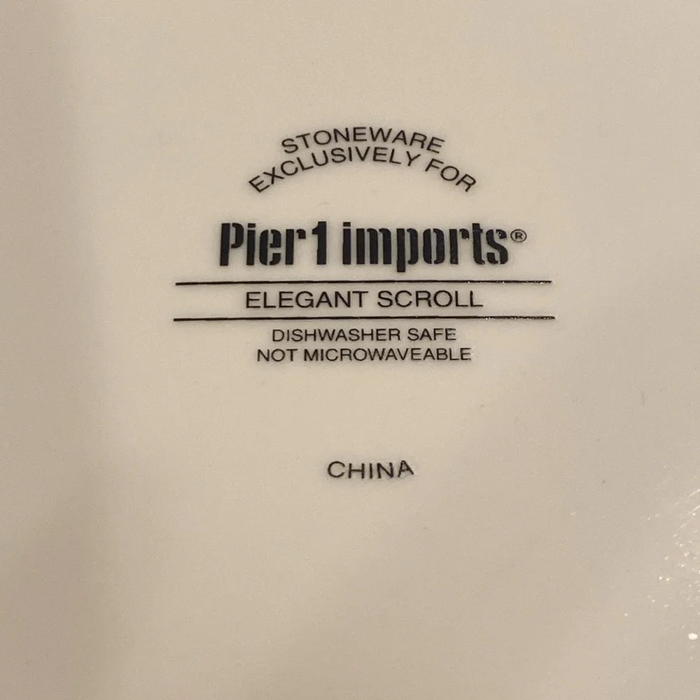 Pier 1 Imports serving bowl